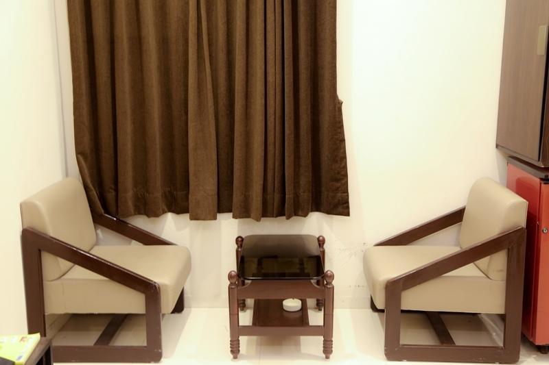 Golden Plaza Hotel Ahmedabad Bilik gambar
