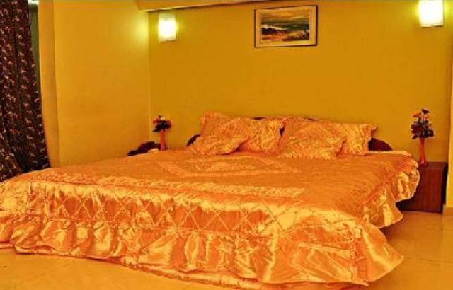 Golden Plaza Hotel Ahmedabad Luaran gambar